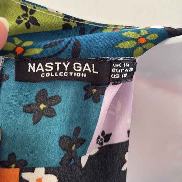 NASTY GAL Patchwork Floral Midi Dress, Size 10 - Picture 7 of 9